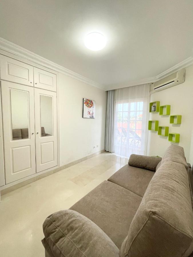 Apartment With Large Terrace In Terrazas Del Duque أذيخي المظهر الخارجي الصورة