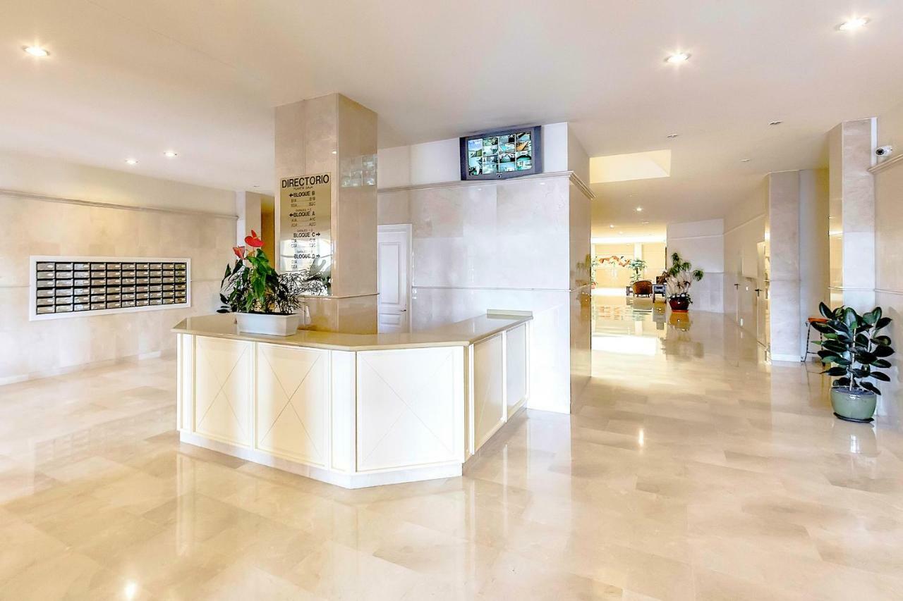 Apartment With Large Terrace In Terrazas Del Duque أذيخي المظهر الخارجي الصورة