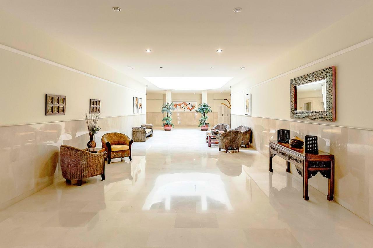 Apartment With Large Terrace In Terrazas Del Duque أذيخي المظهر الخارجي الصورة